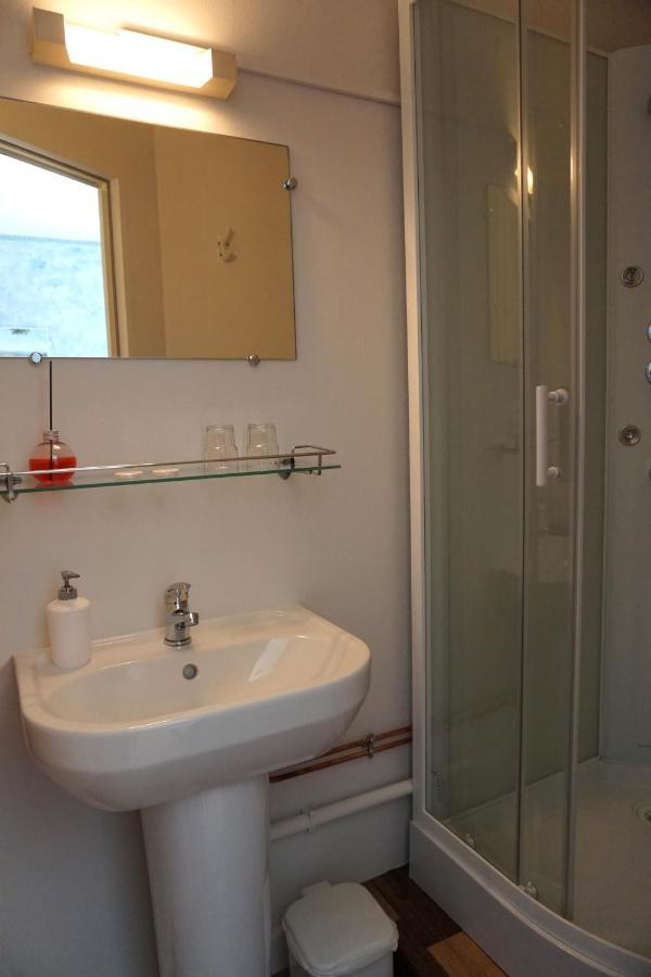 Les Neuf Bouleaux Bed & Breakfast Job Exterior foto